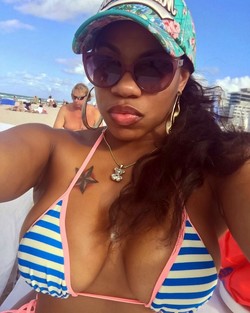 These amateur black chicks show their..